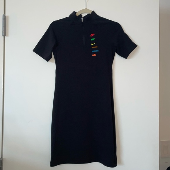 Nike Sportswear Swoosh Dress - Picture 2 of 7